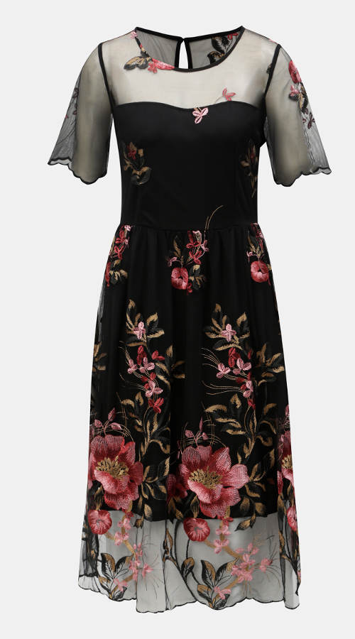 Čierne spoločenské šaty s kvetovanou výšivkou