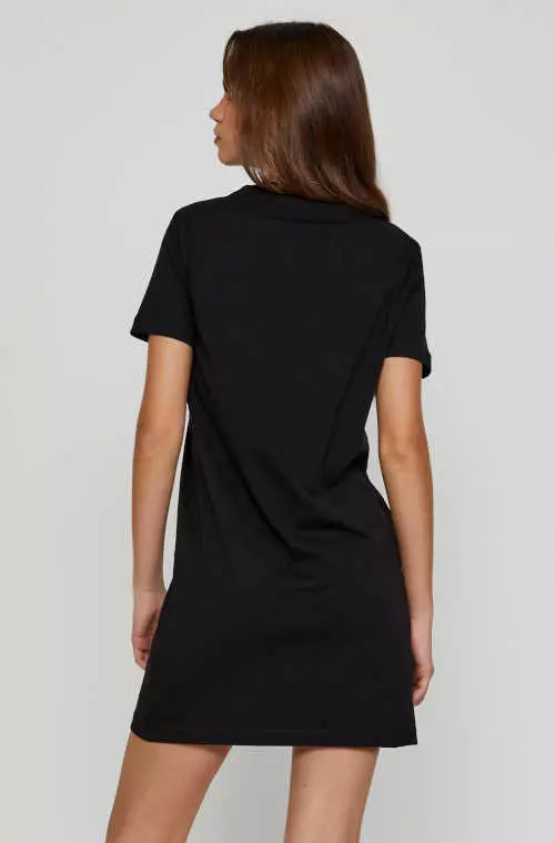 Čierne krátke šaty Versace