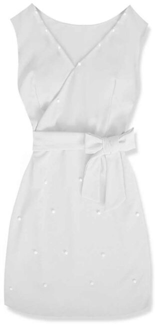 Elegantné biele šaty s ozdobnými korálkami
