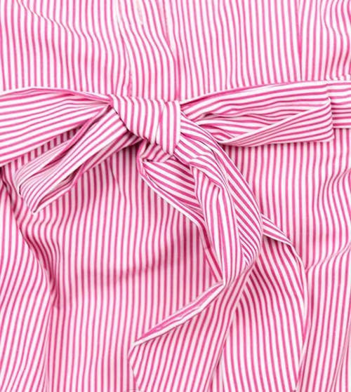 Ružové pruhované šaty s mašľou v páse