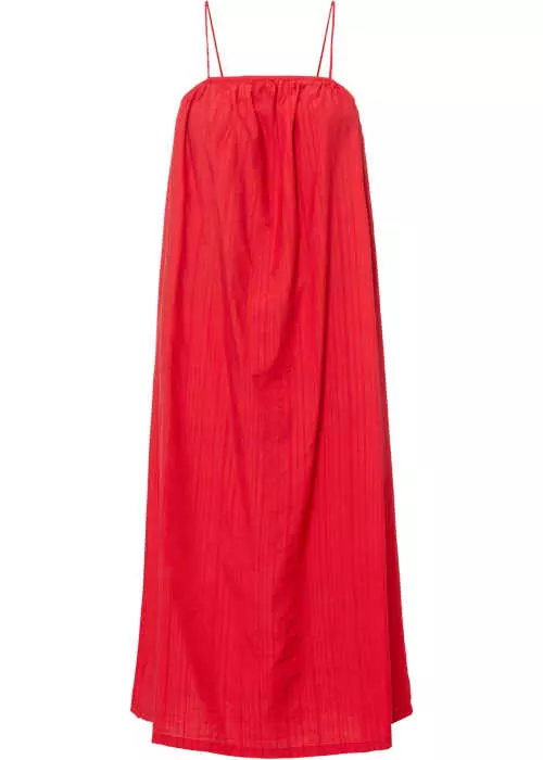 Červené dlhé letné šaty